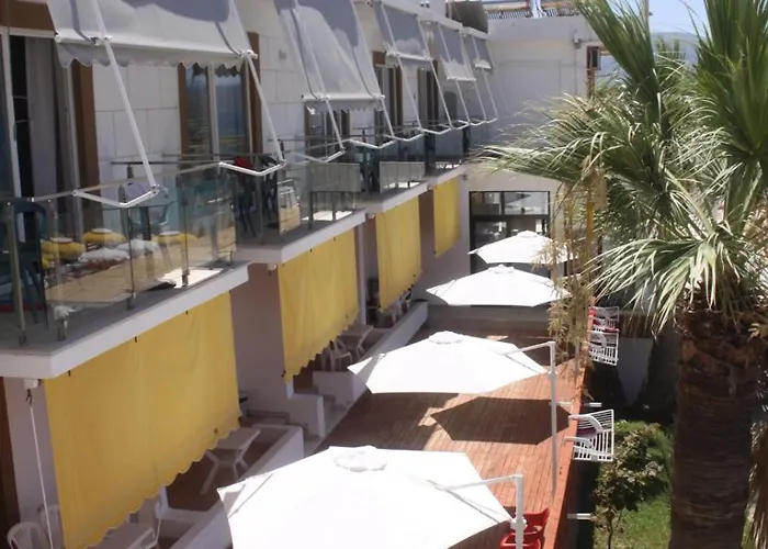 Palmanova Beach Mardok